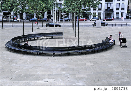 アントワープのベンチ 2891758