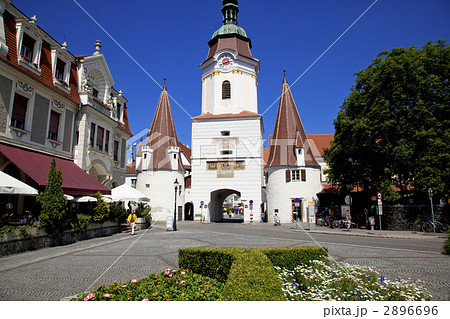 ヴァッハウ渓谷のクレムス ヴァッハウ渓谷のクレムス 2896696