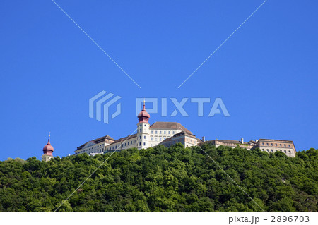 ヴァッハウ渓谷のゴトウイック修道院 2896703