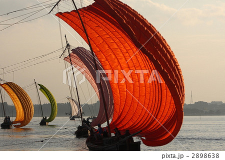 七色の帆引き船 2898638