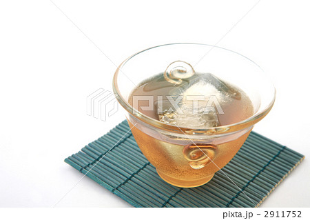 竹製コースターと麦茶 竹製コースターと麦茶 2911752