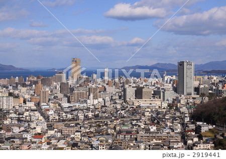 峰山より望む高松市中心部 サンポート高松 県庁 市役所 の写真素材