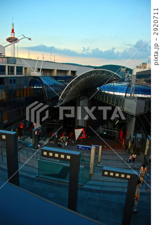 京都駅舎（京都市下京区） 2920711