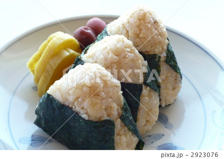 玄米おにぎり 2923076