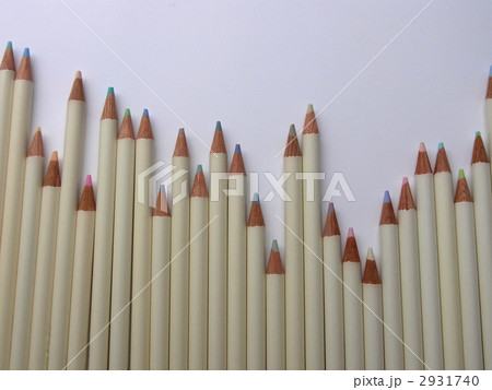 2931740