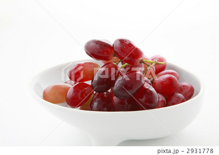 白い器のマスカット 2931778