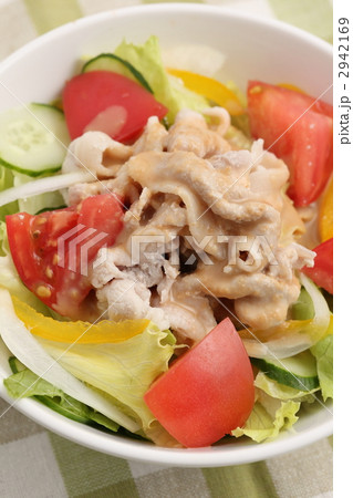 豚しゃぶサラダ 2942169