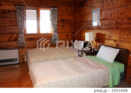 ロッジ内のベッド 2951698
