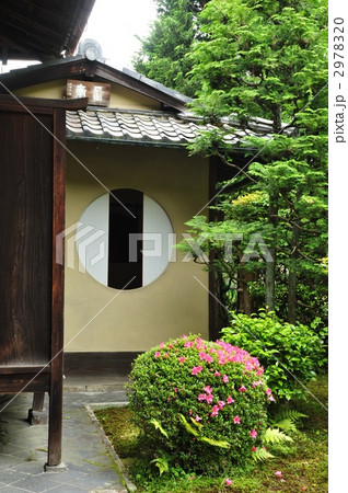 京都 芬陀院の丸窓 京都 芬陀院の丸窓 2978320