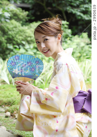 浴衣の女性 浴衣の女性 2990639