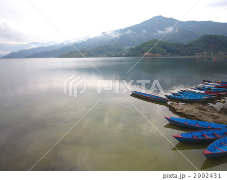 ポカラ　フェワ湖 2992431