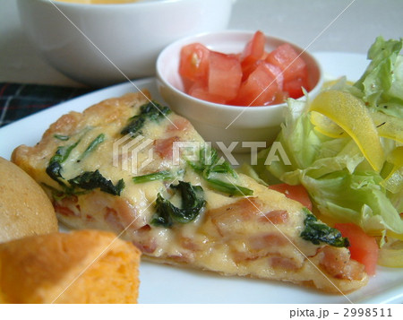 ベーコンとホウレン草のキッシュ 2998511