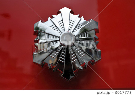 3017773