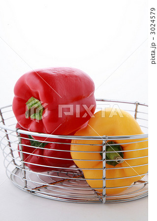 鮮やかなパプリカ 鮮やかなパプリカ 3024579