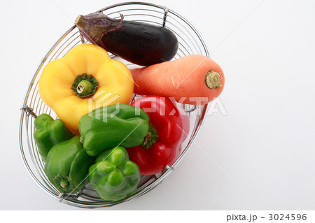 鮮やかな野菜俯瞰 鮮やかな野菜俯瞰 3024596