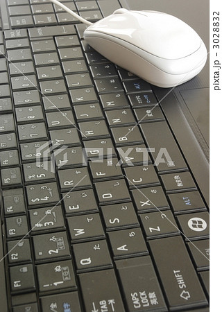 マウスとキーボード 3028832