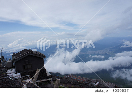 富士登山 吉田ルートの山小屋 富士登山 吉田ルートの山小屋 3030637