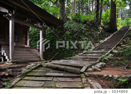 羽黒山散歩・羽黒山参道一の坂 3034869