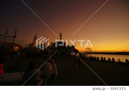 与那国、夏の夕暮れ 3045353