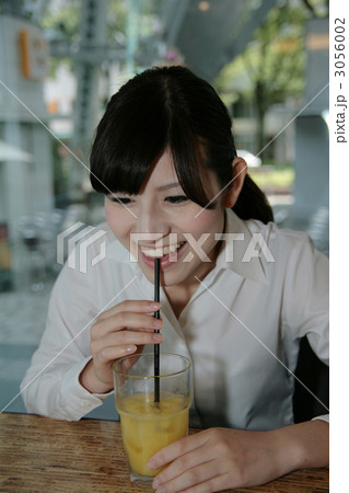 カフェ カフェ 3056002
