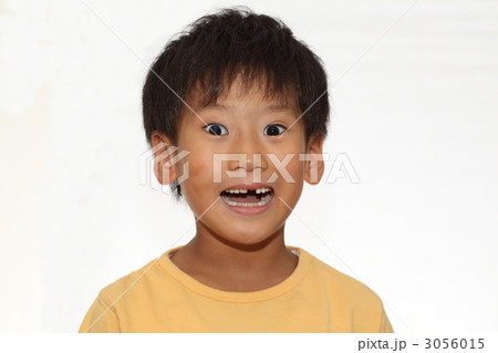 歯の生え変わり 3056015