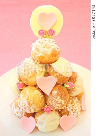 クロカンブッシュ 3057143