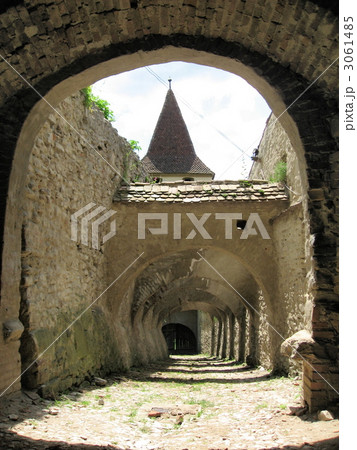 世界遺産「トランシルヴァニア地方の要塞聖堂のある村落群」の「ビエルタンの要塞聖堂」（ルーマニア） 3061485