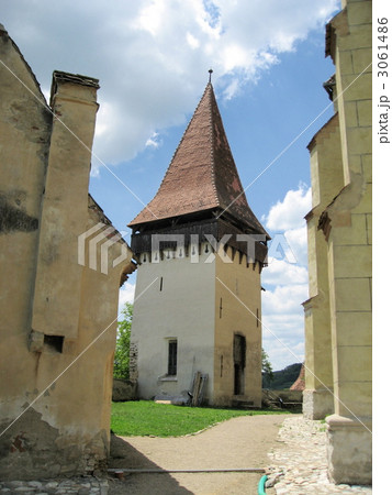 世界遺産「トランシルヴァニア地方の要塞聖堂のある村落群」の「ビエルタンの要塞聖堂」（ルーマニア） 3061486