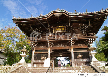 粉河寺中門（和歌山県紀の川市） 3068420