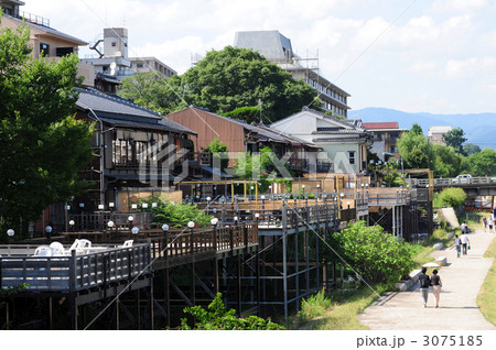 京都鴨川納涼川床 3075185