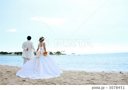 ハワイの砂浜での結婚式 3078451