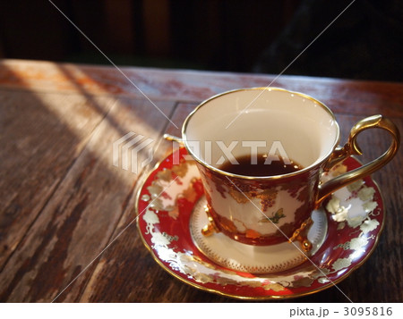 コーヒーと日差し 3095816