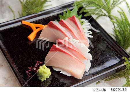 寒ぶりの刺身 3099136