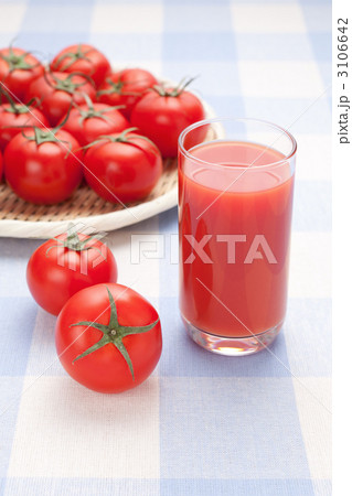 トマトジュースとトマト 3106642