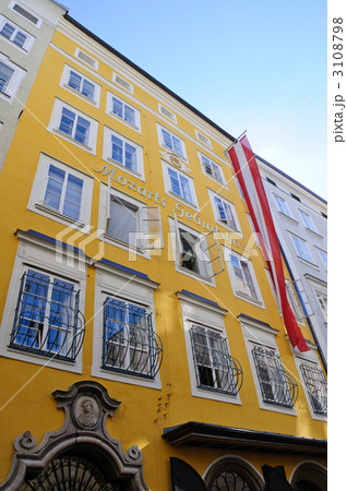 オーストリア　ザルツブルク　モーツアルトの生家 3108798