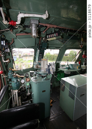 ＥＦ５５の運転席 3118679