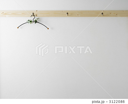 ハンガーと壁 3122086