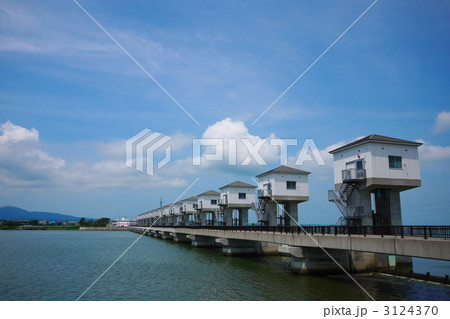 八郎潟残存湖防潮堤 八郎潟残存湖防潮堤 3124370