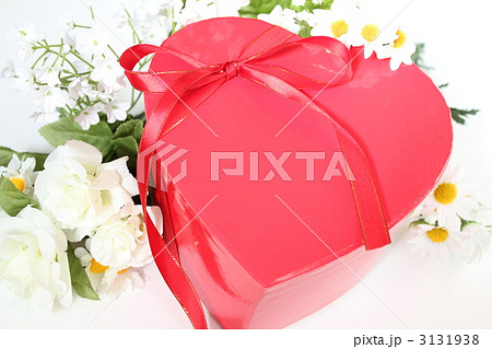 想いを込めてプレゼント 3131938