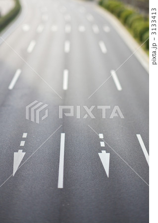 都市の風景 車のいない国道246 都市の風景 車のいない国道246 3133413