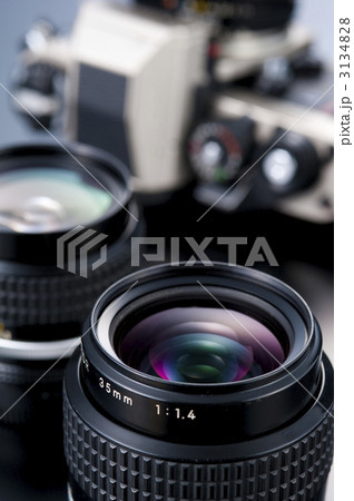 レンズ 3134828