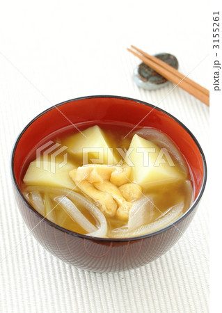 じゃが芋の味噌汁 3155261