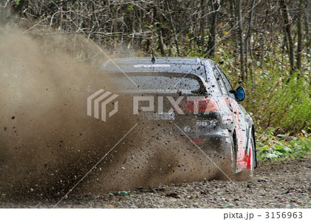 ラリー ラリー 3156963