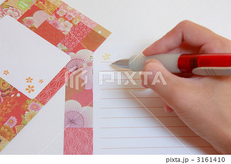 和柄の便箋と手 和柄の便箋と手 3161410
