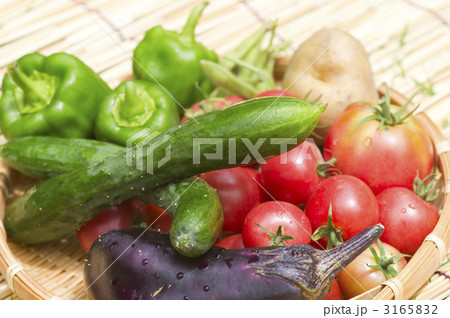 おいしそうな夏野菜 3165832