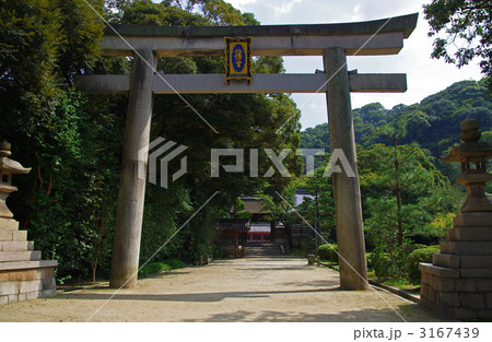 石清水八幡宮 一ノ鳥居(京都府八幡市) 石清水八幡宮 一ノ鳥居(京都府八幡市) 3167439