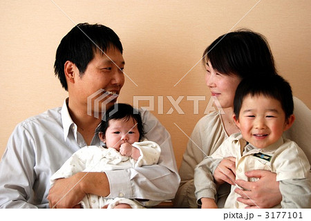 家族 家族 3177101
