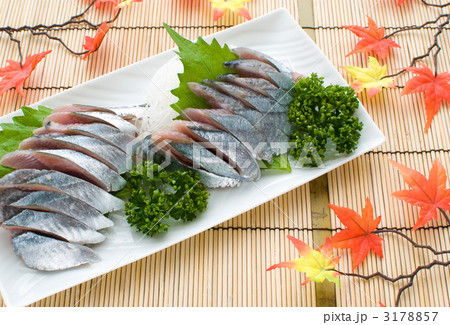 秋刀魚のお刺身 3178857