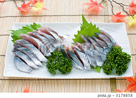 秋刀魚のお刺身 3178858