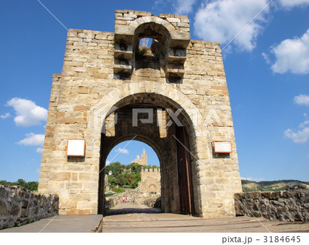 「ツァレヴェツ丘」（ブルガリア、ヴェリコ・タルノヴォ） 3184645